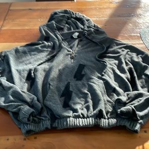 Cozy grey sweatshirt. Small